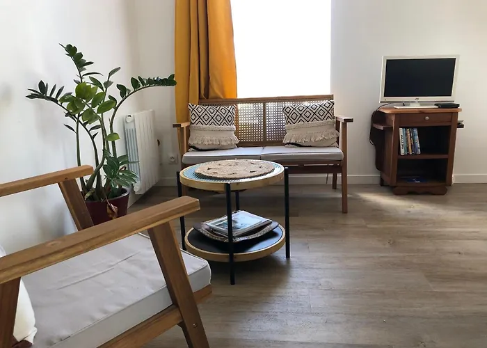 Sauge Et Romarin Apartment *